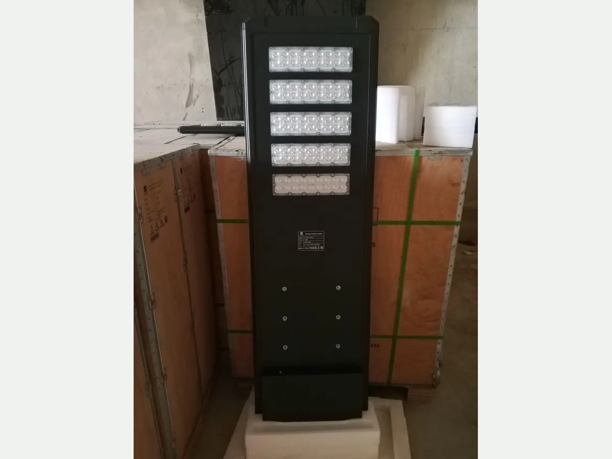 Representative catalogue image of a multi-module LED solar street light luminaire standing vertically